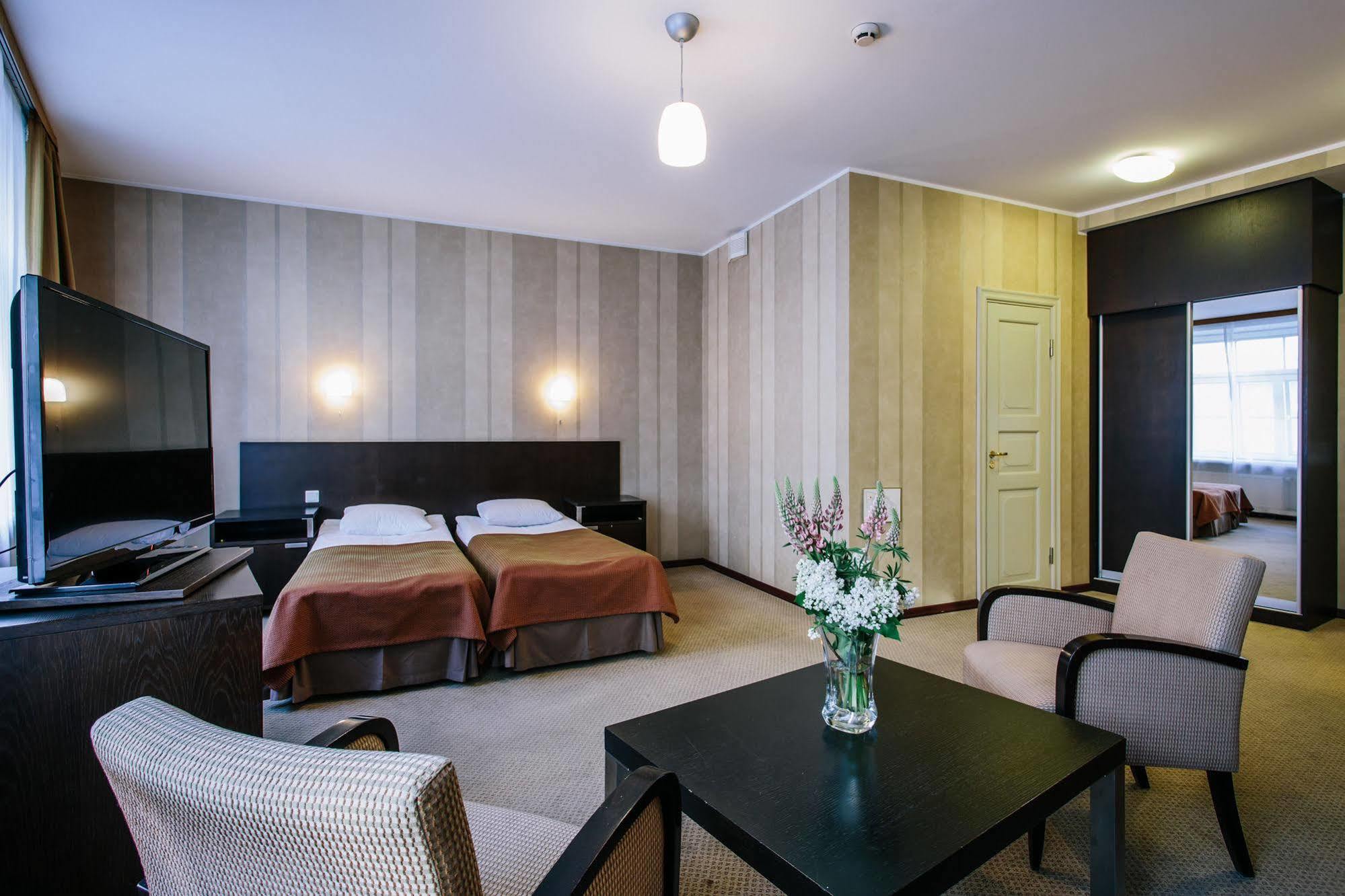 Hestia Hotel Maestro Old Town Tallinn Exterior foto