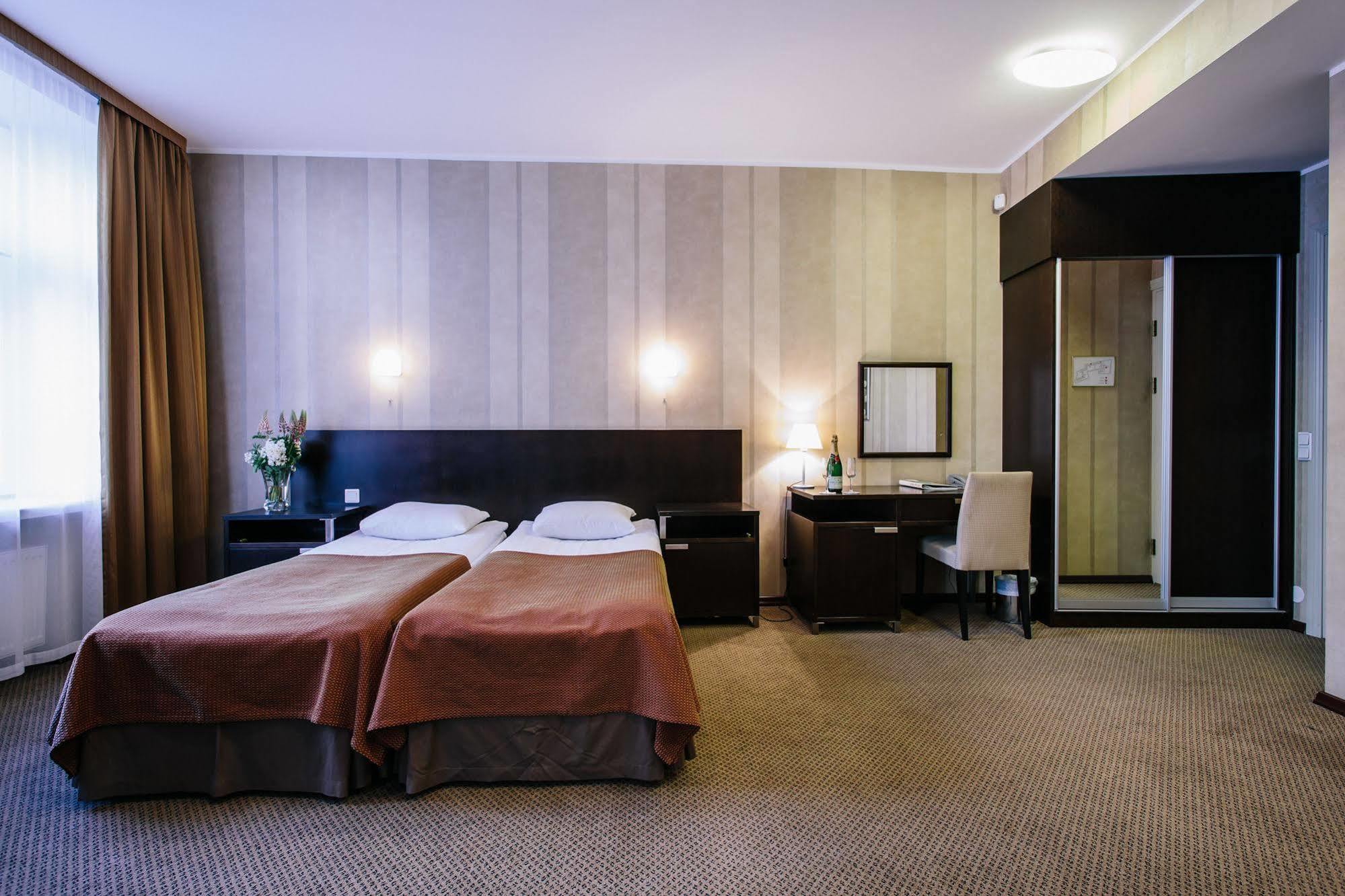 Hestia Hotel Maestro Old Town Tallinn Exterior foto