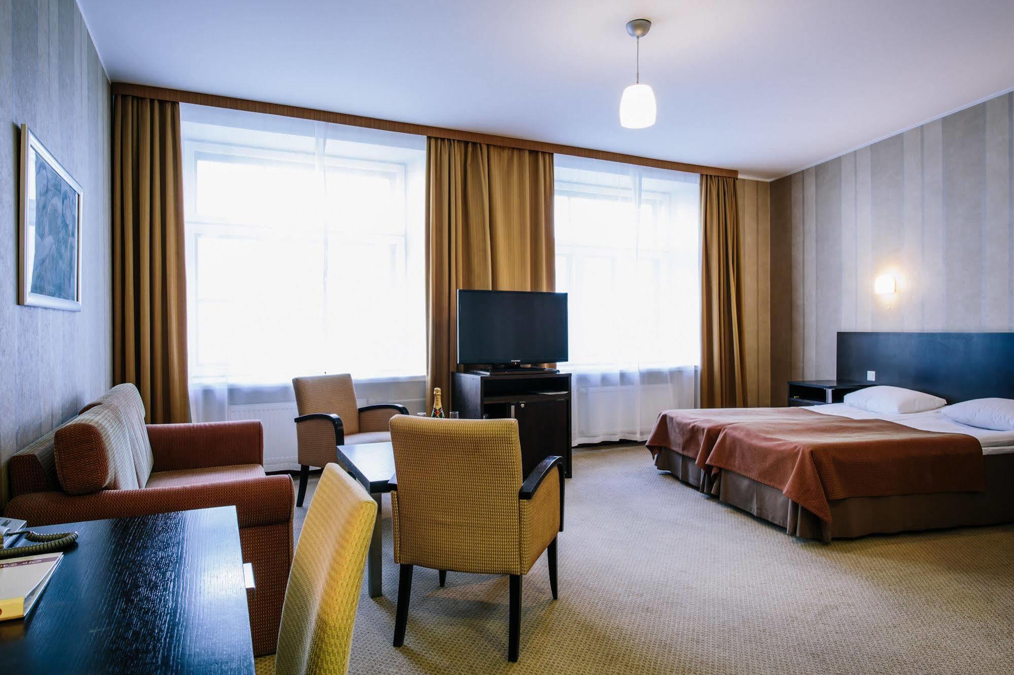 Hestia Hotel Maestro Old Town Tallinn Exterior foto