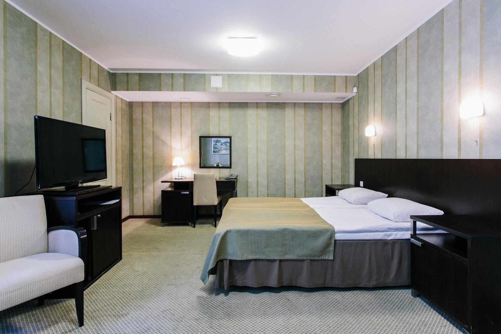 Hestia Hotel Maestro Old Town Tallinn Exterior foto